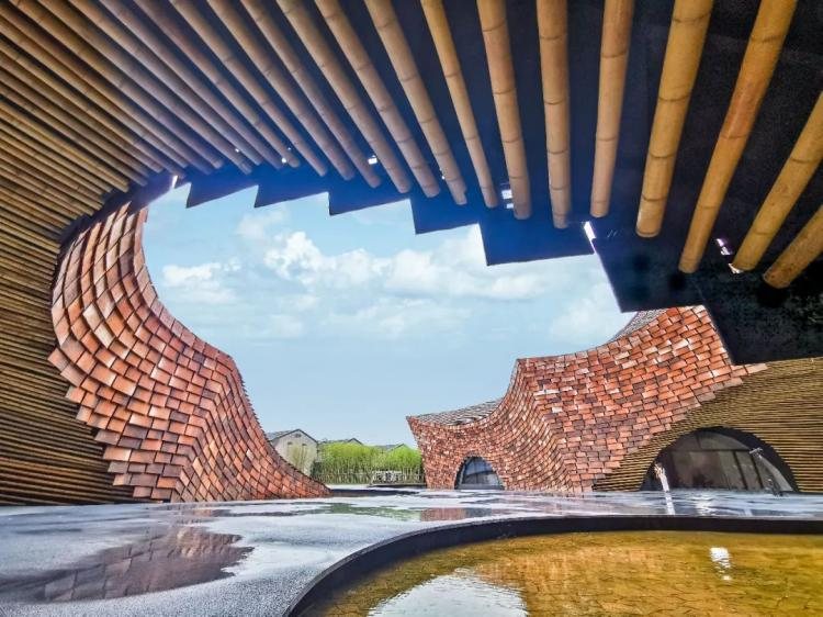 UCCA 陶美术馆 · 窑变陶板 实景